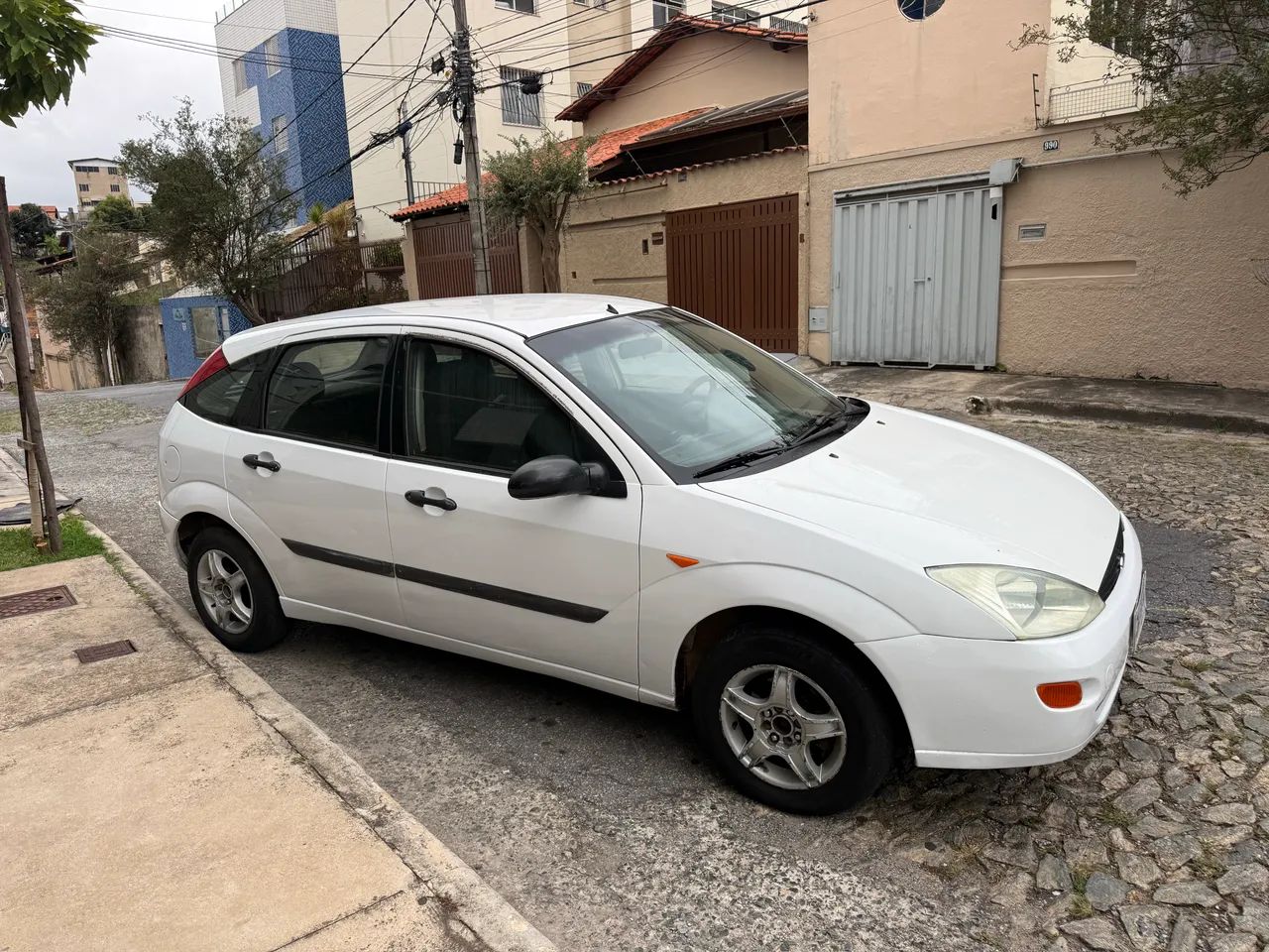 Ford Focus 1.8 16V 5P 2003 - Foto 3