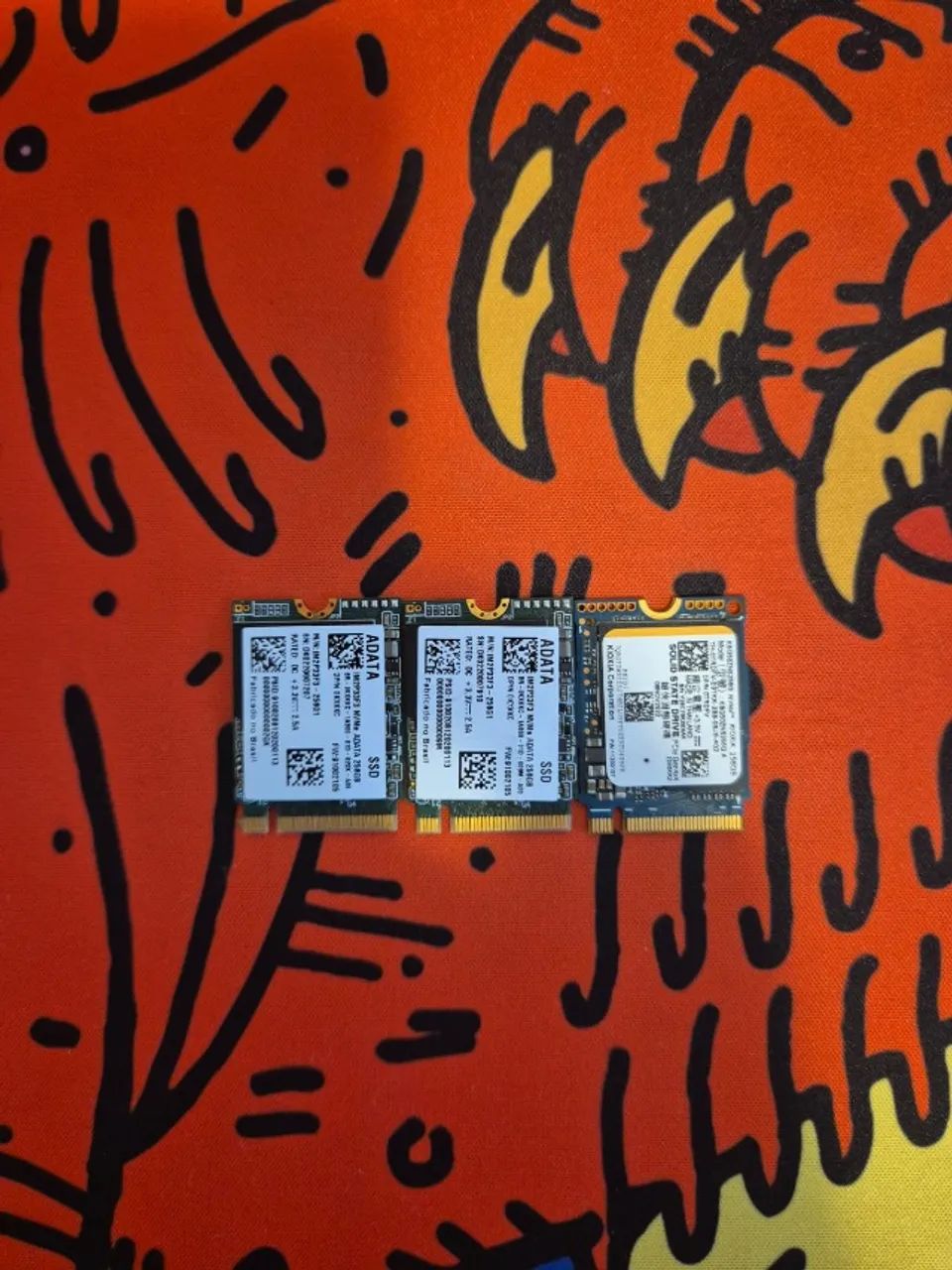 3x SSDs nvme  - Foto 2
