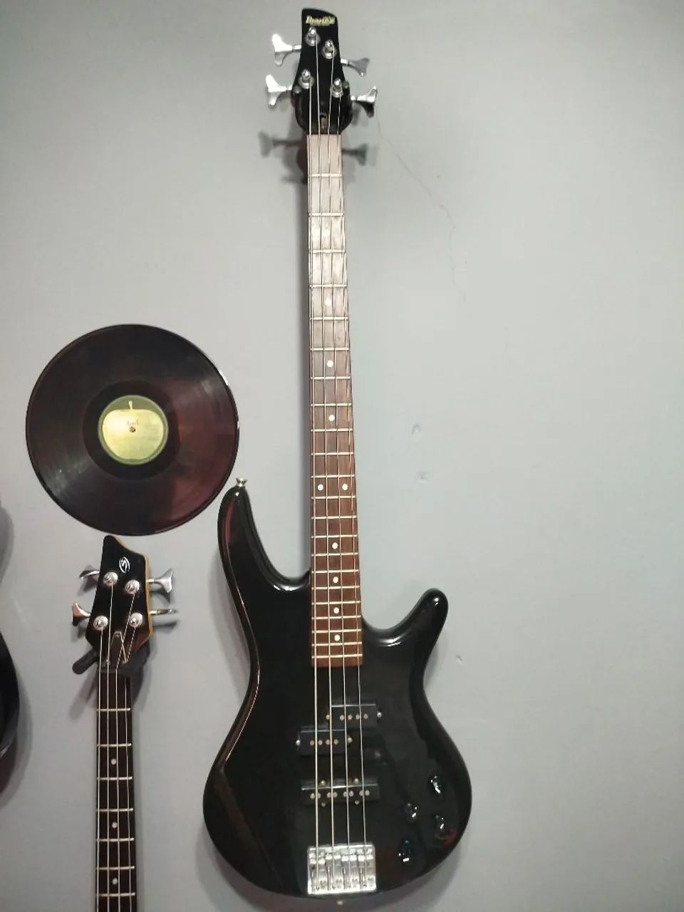 Ibanez GSR200 BK Black (GIO Soundgear) - Instrumentos musicais