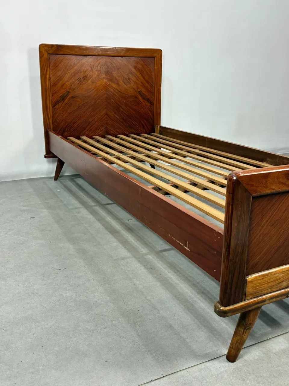 Cama de solteiro década de 50 - Foto 2