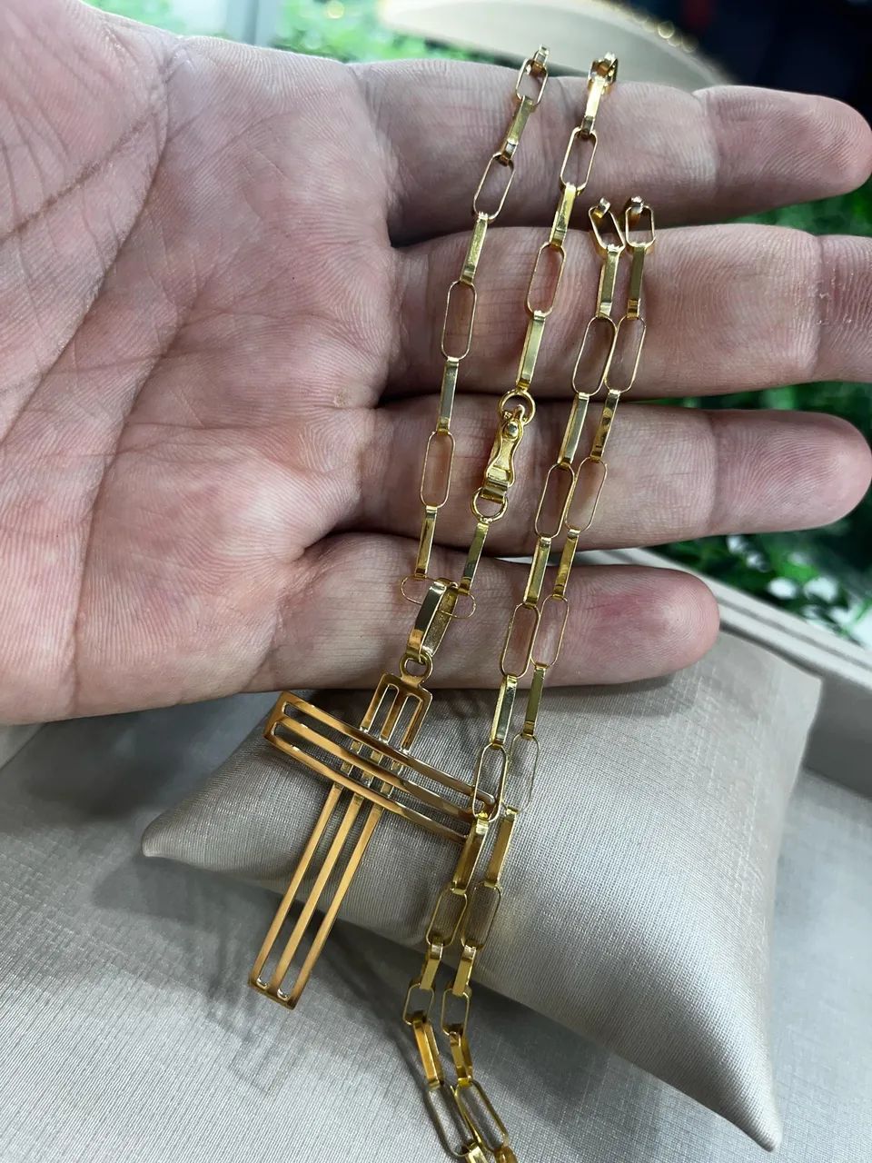 Cordão maciço Ouro18k