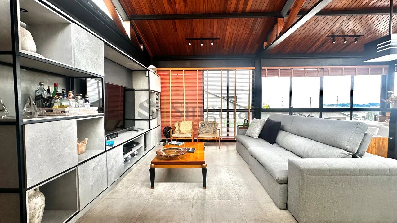 CASA DE CONDOMÍNIO À VENDA COM PISCINA E TRÊS QUARTOS - Foto 4