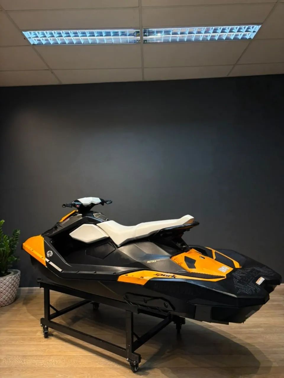 SEADOO SPARK 90HP 2014 - apenas 196h - Foto 2