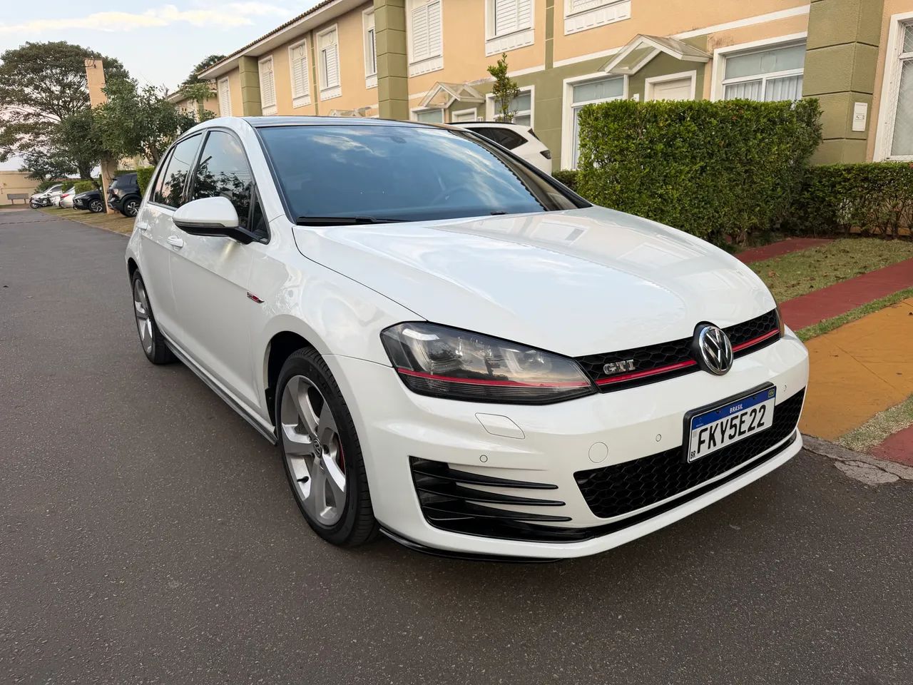 Volkswagen Golf Golf GTi 2.0 TSI 220cv Aut. 2014