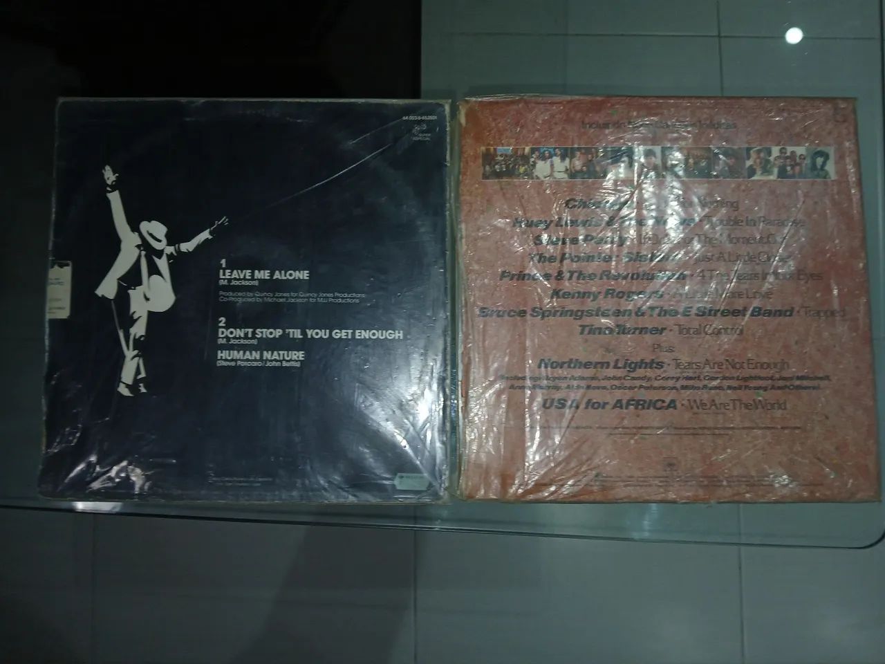 LPs Michael Jackson e We are The world - Foto 2