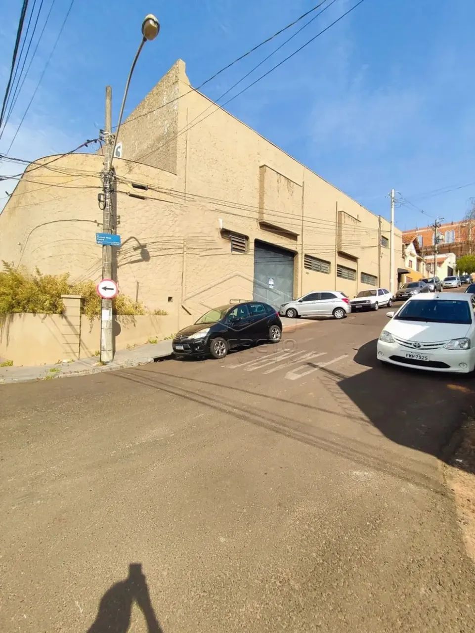 EXCELENTE IMÓVEL COMERCIAL COM 480m2