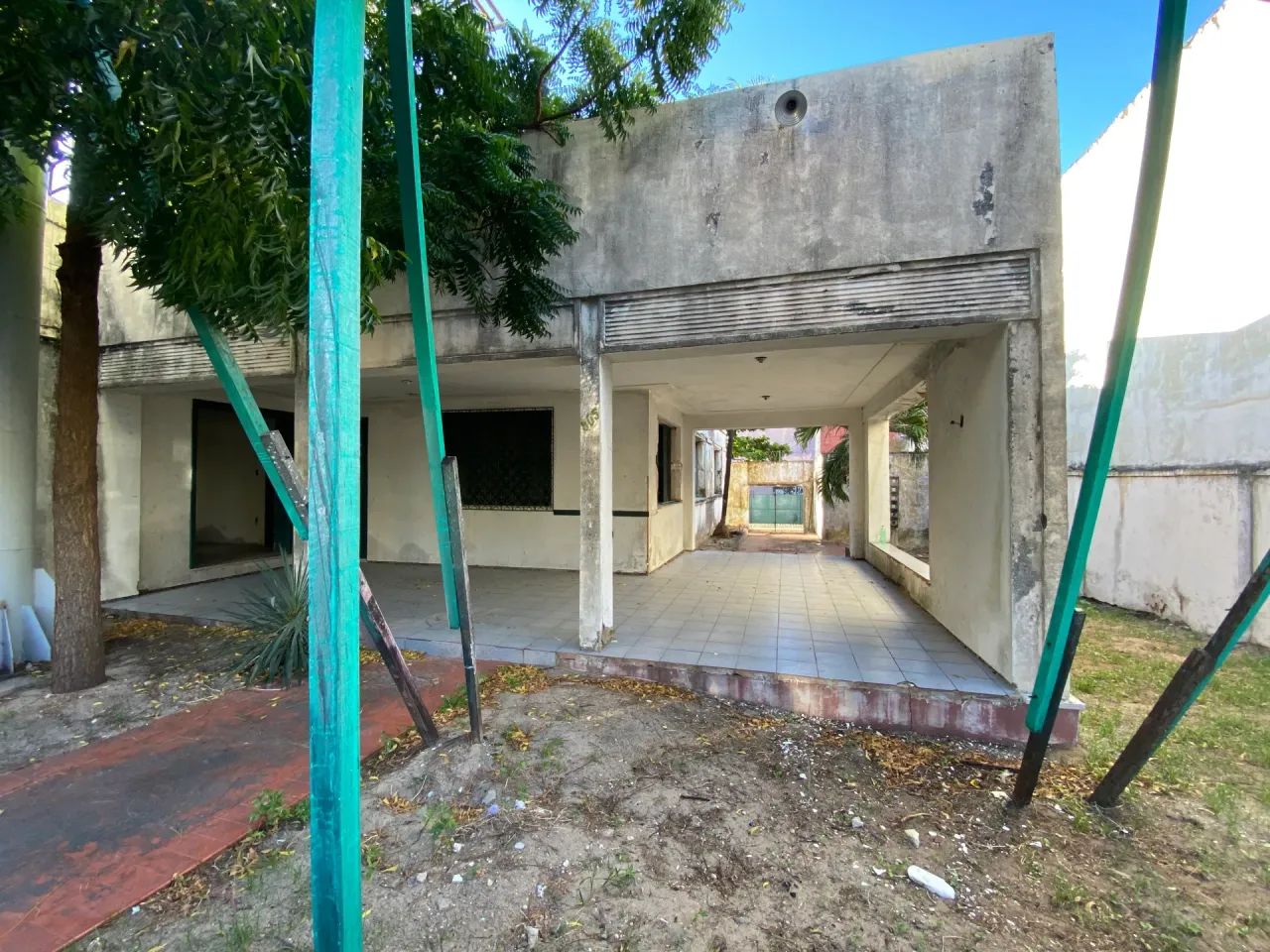 Foto do anúncio de IMÓVEL COMERCIAL, 672 metros quadrados com 3 frentes na Praia de Iracema - Fortaleza em Praia de Iracema, Fortaleza