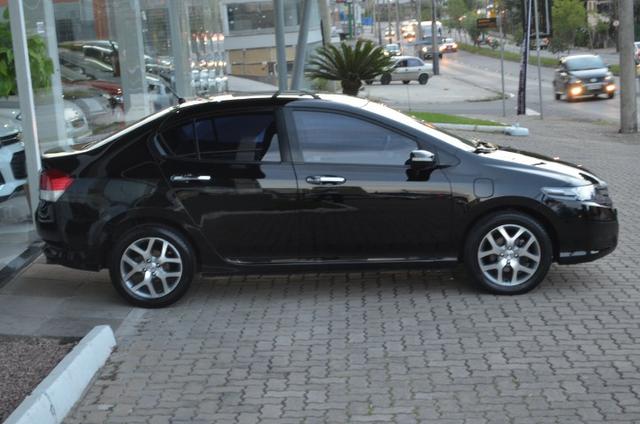 Honda City 1.5 ex flex 4p manual *completo*ipva 2019 pago*segundo dono - Foto 9