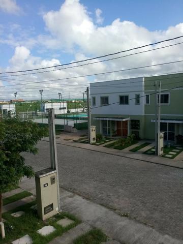 Casa duplex em condomínio fechado na zona norte perto da BR 304