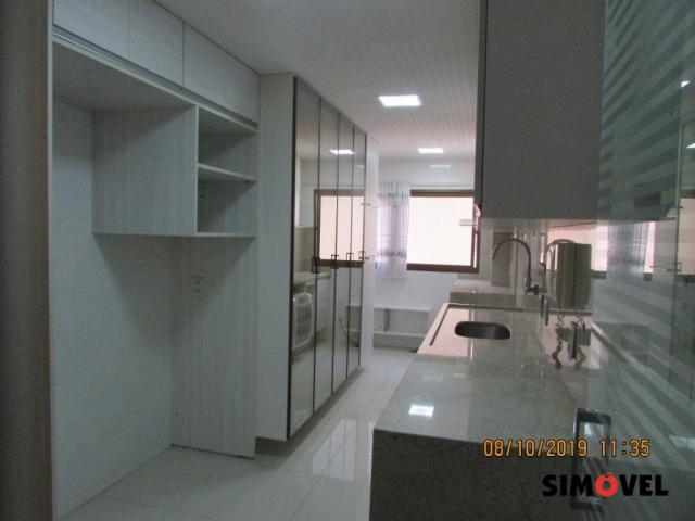 Lindo apartamento planejado, com muitos armários e vaga de garagem coberta. - Foto 9