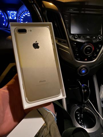 IPhone 7 Plus dourado 32