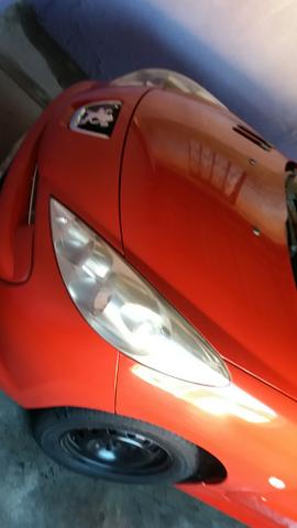 Peugeot 207 XR 1.4 8V 2013 VERMELHO - Foto 2