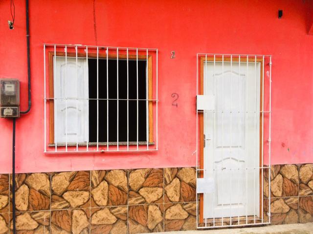 Aluga-se lindas casas na Augusto Montenegro