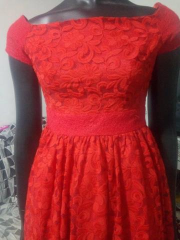 Vestido de renda
