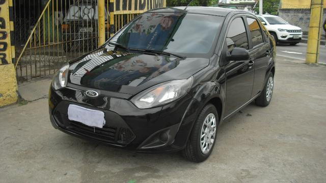 Fiesta Sedã 1.6 Flex + Gnv Muito Novo