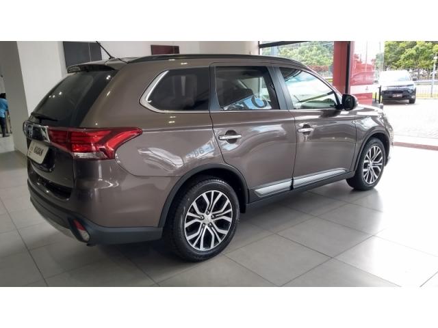 MITSUBISHI OUTLANDER 2.2 4X4 16V 2016 - Foto 4