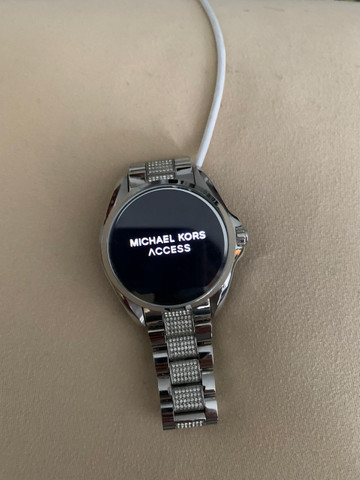 michael kors smartwatch ios