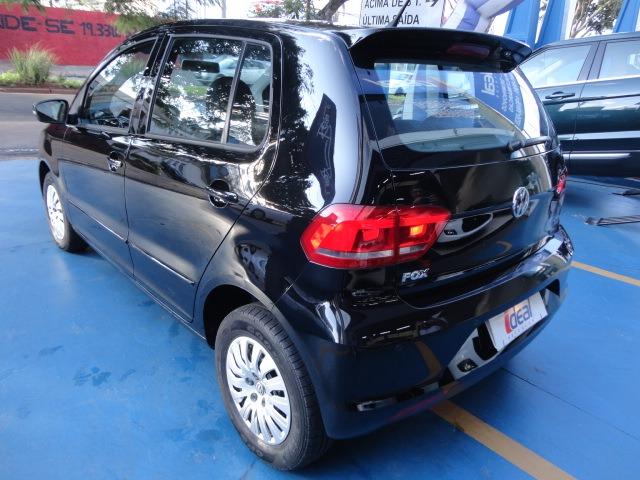 Volkswagen Fox 1.0 Mpi Bluemotion 12v Flex 4p Manual Completo 2016 - Foto 6