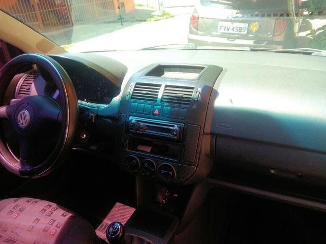 Polo, 1.6 completo, vendo ou troco! - Foto 5
