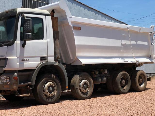 Mercedes Benz Actros 2011 8x4 - Foto 2