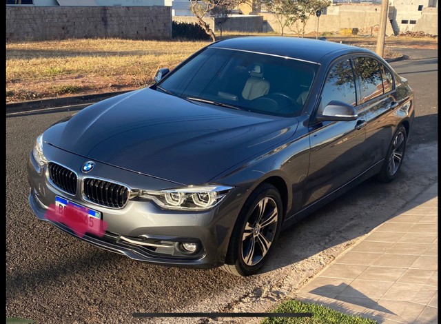 BMW 320I