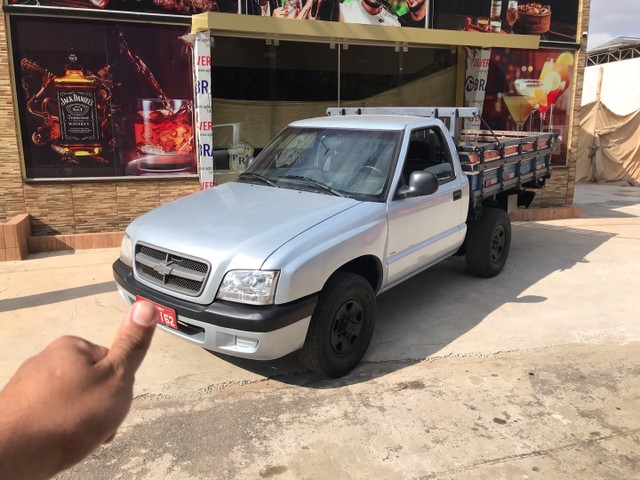 S10 FLEX CARROCERIA DE MADEIRA