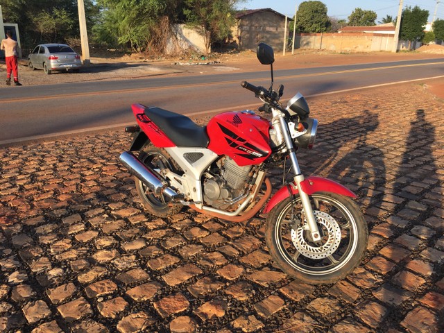 CBX 250 TWISTER 2002