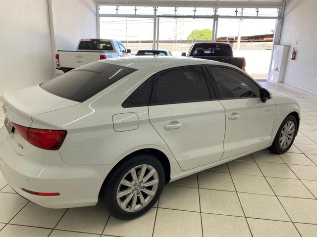 AUDI A3 1.4 TURBO  MUITO NOVO 