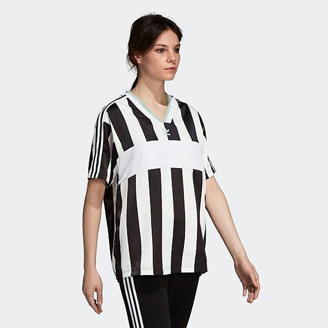 blusa adidas listrada preta