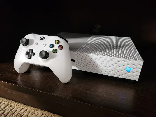 Xbox One S 500gb Cinza + Controle sem Fio + 9 Jogos | Console de Videogame  Xbox One Usado 78171687 | enjoei