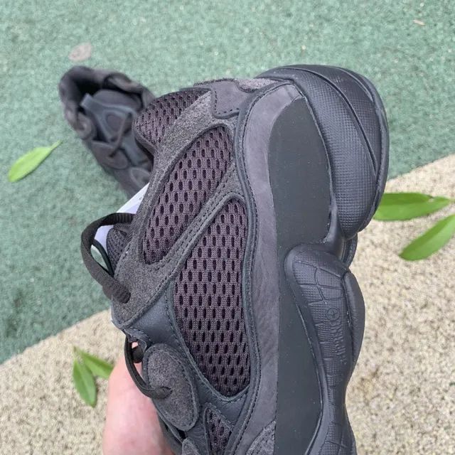 Olx cheap yeezy 500