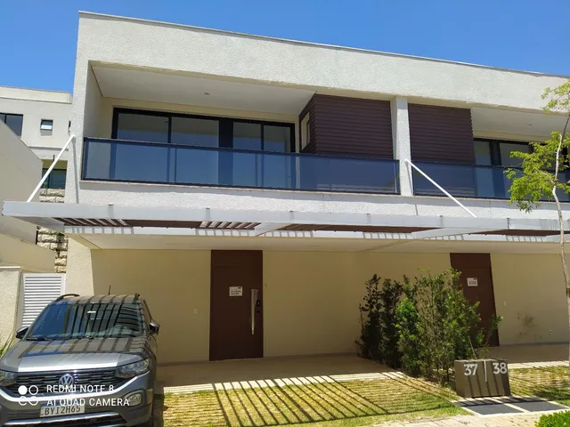 Casa em Alphaville resid Alpha house 150m 3 qtos 2 vg no contra piso 1.300.000