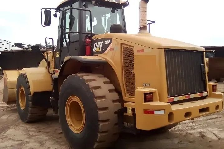 Pá carregadeira Caterpillar 950H Ano 2011 - Foto 4