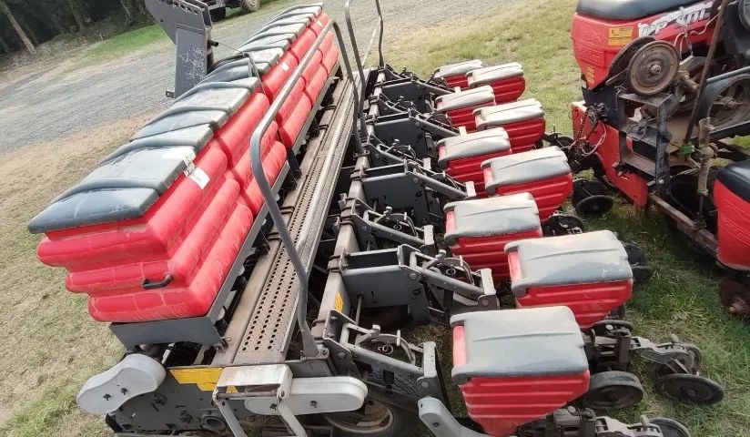 Plantadeira Massey Ferguson - MF 509. Fabricação 2013 - Foto 2