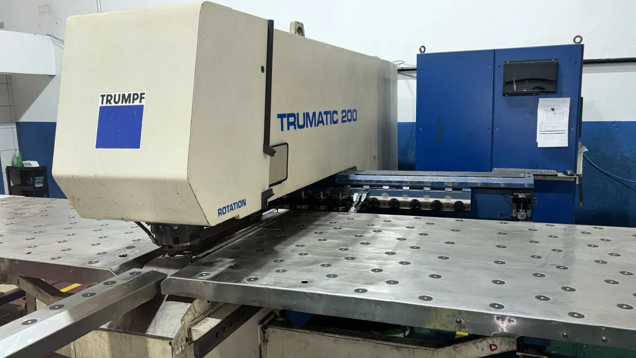 Puncionadeira Trumpf Trumatic 200