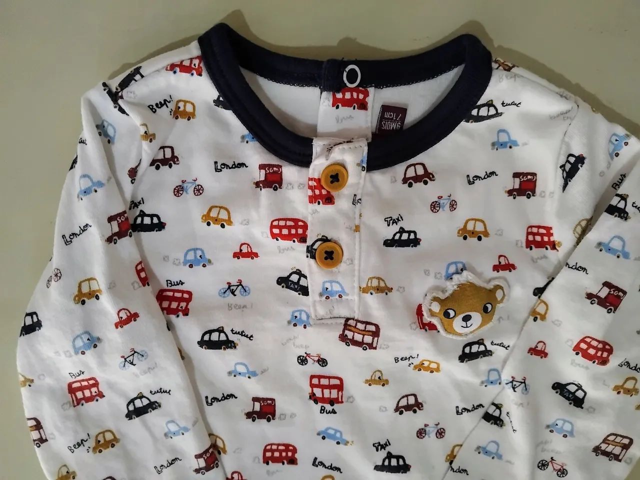 Macacão estampado para bebês de 6 meses  - Foto 2