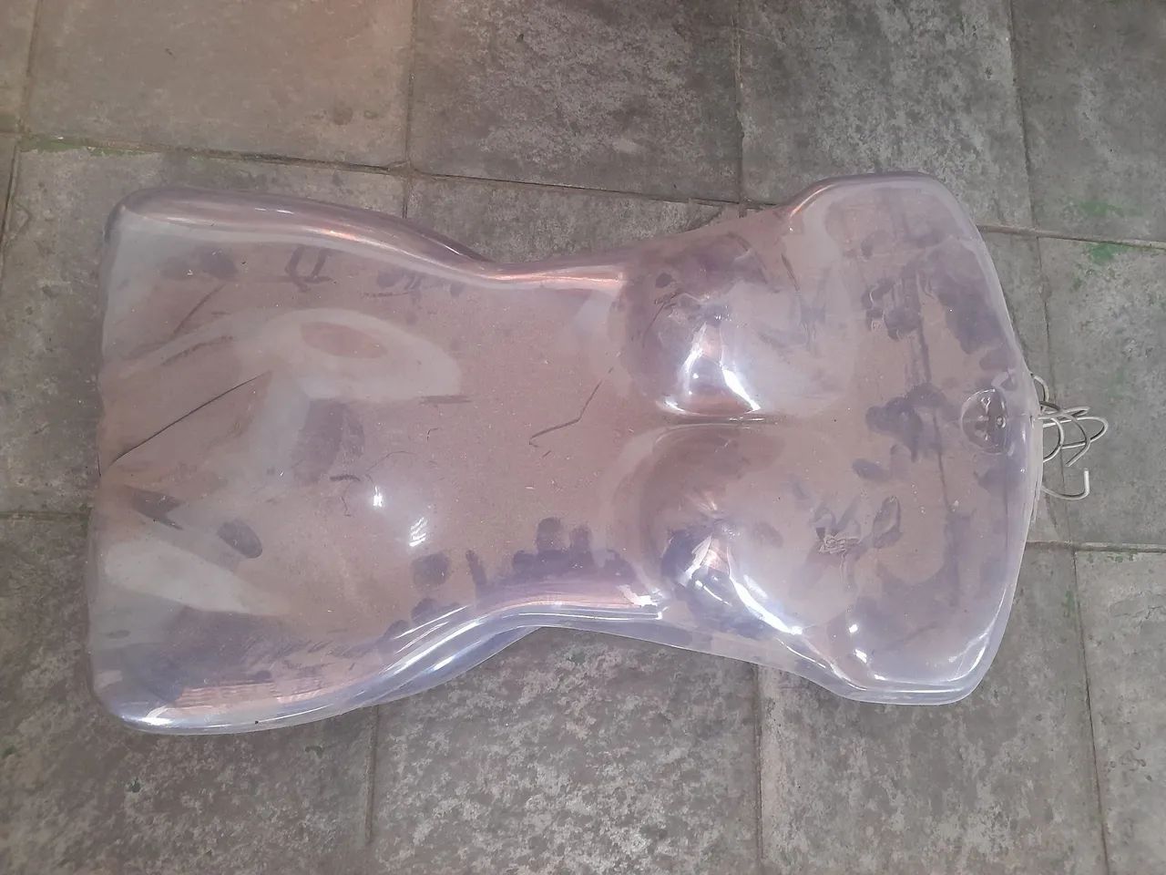 Vendo araras de parede e cabides tem desconto no pix - Foto 2