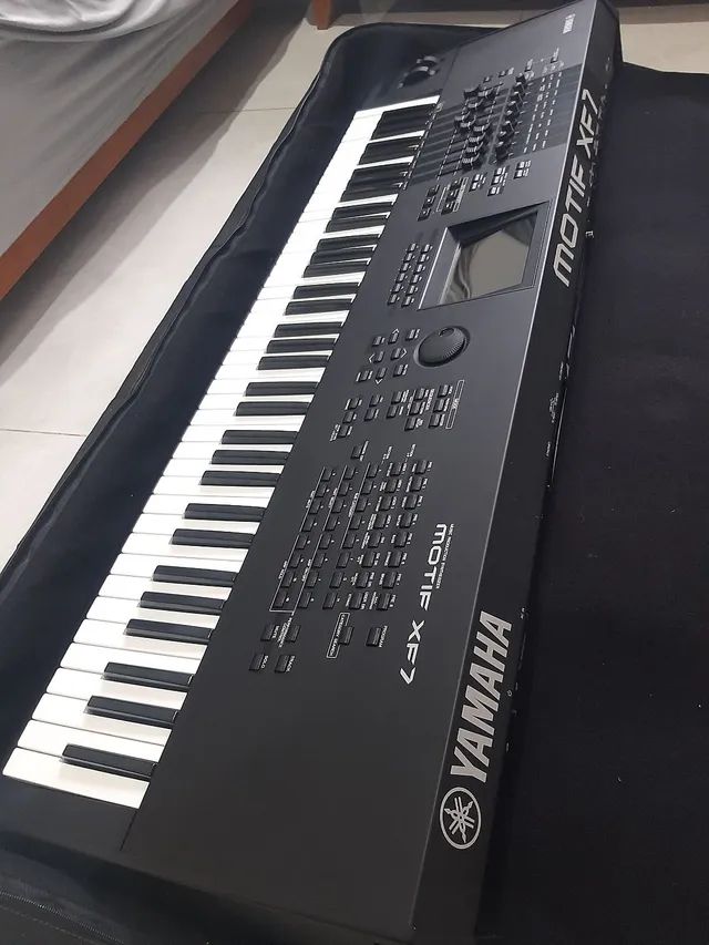 Teclado Sytertizador Yamaha Motif XF7 NOVO, NOVO - Instrumentos musicais -  Ceilândia Sul (Ceilândia), Brasília 1302714598 | OLX