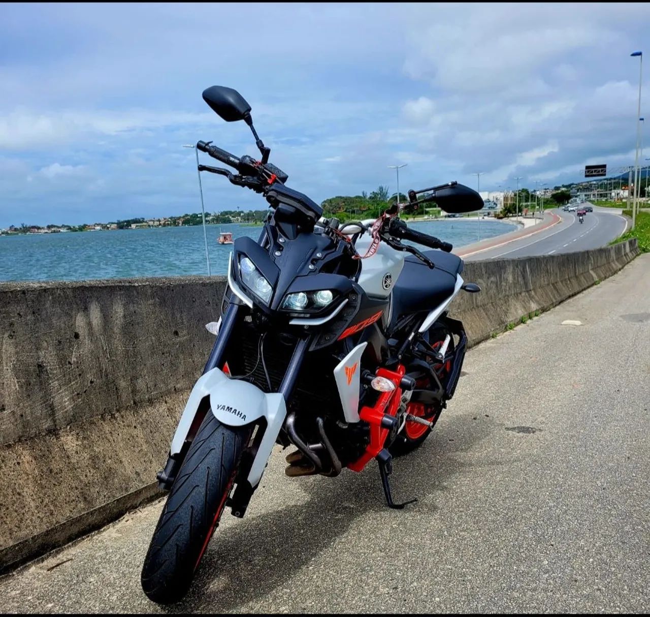 YAMAHA MT-09 Coral - Foto 4