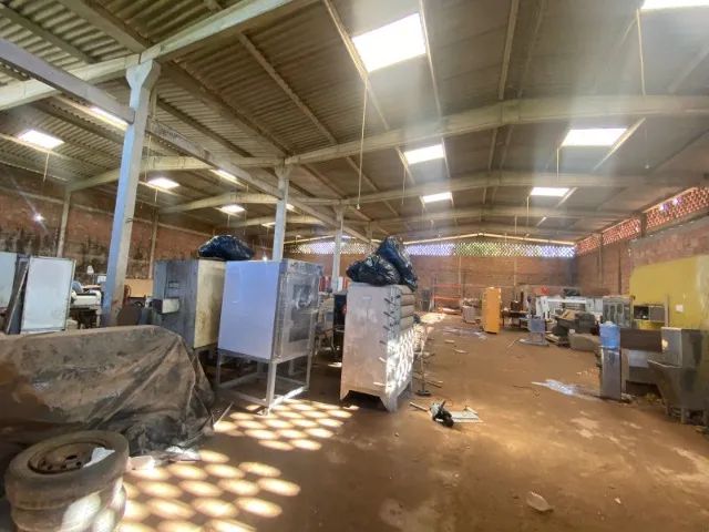 Galpão 1000m² com escritorio, av 02 , C.operaria  rua de facil acesso asfaltada - Foto 8