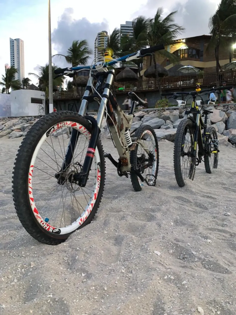 specialized big hit