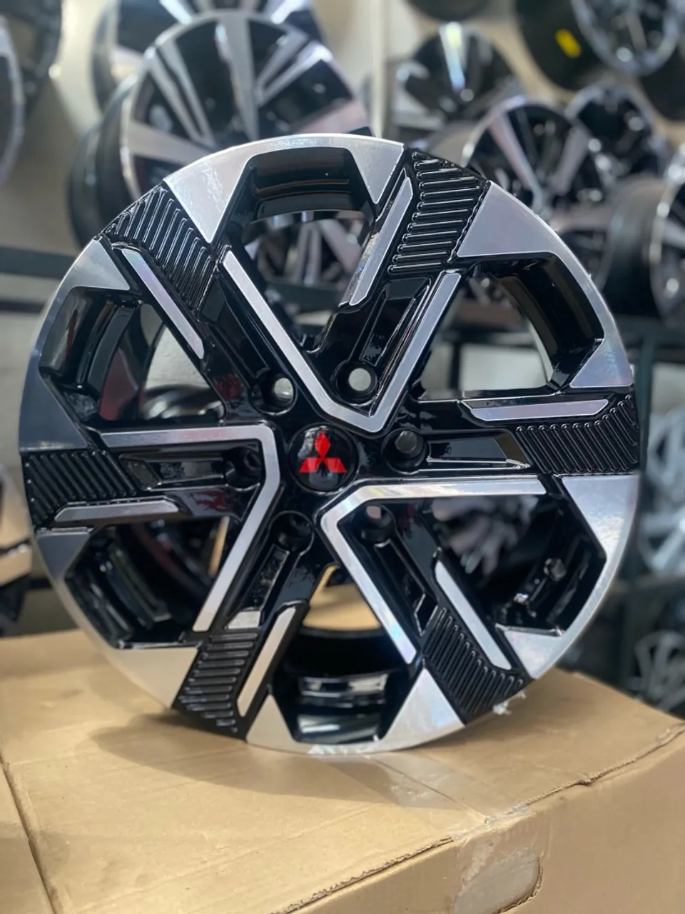 Roda de Liga Leve Mitsubishi