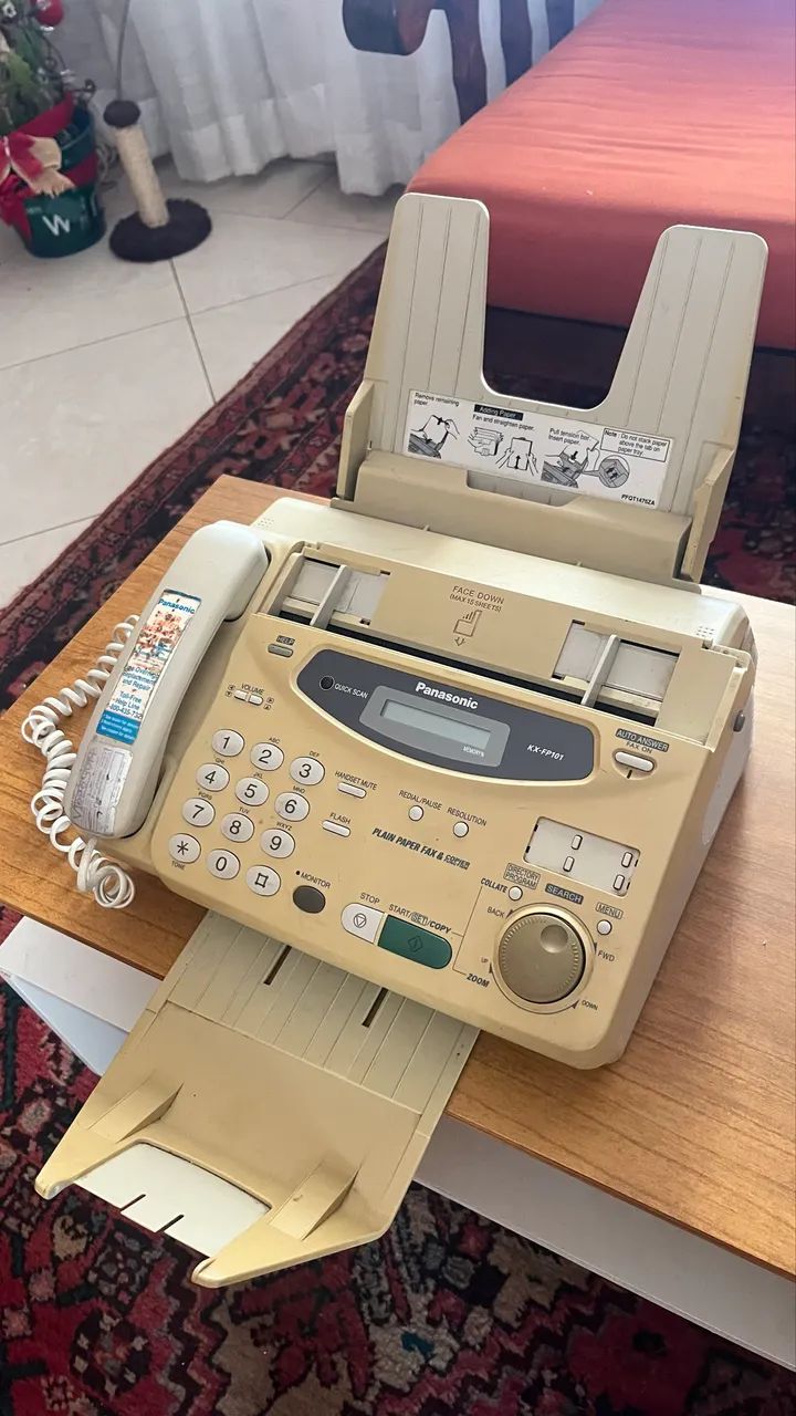 Fax Panasonic KX-FP101 120v 