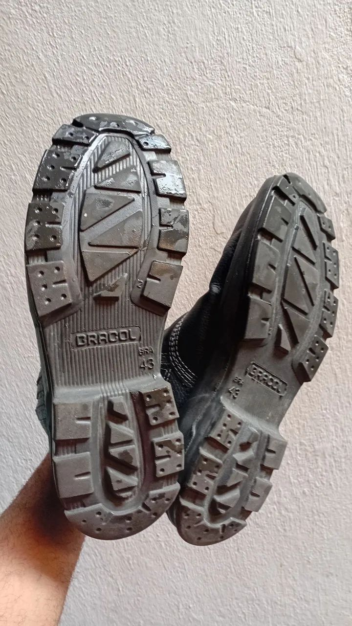 Bota de segurança preta - Foto 3