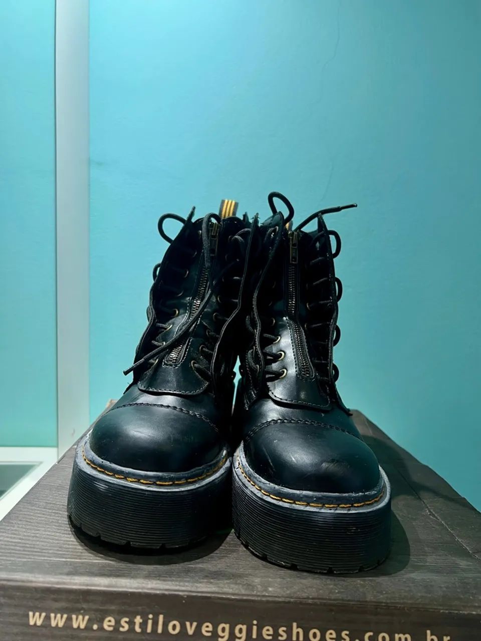 Coturno Tratorado Estilo Inglês NOVÍSSIMO  - Foto 4