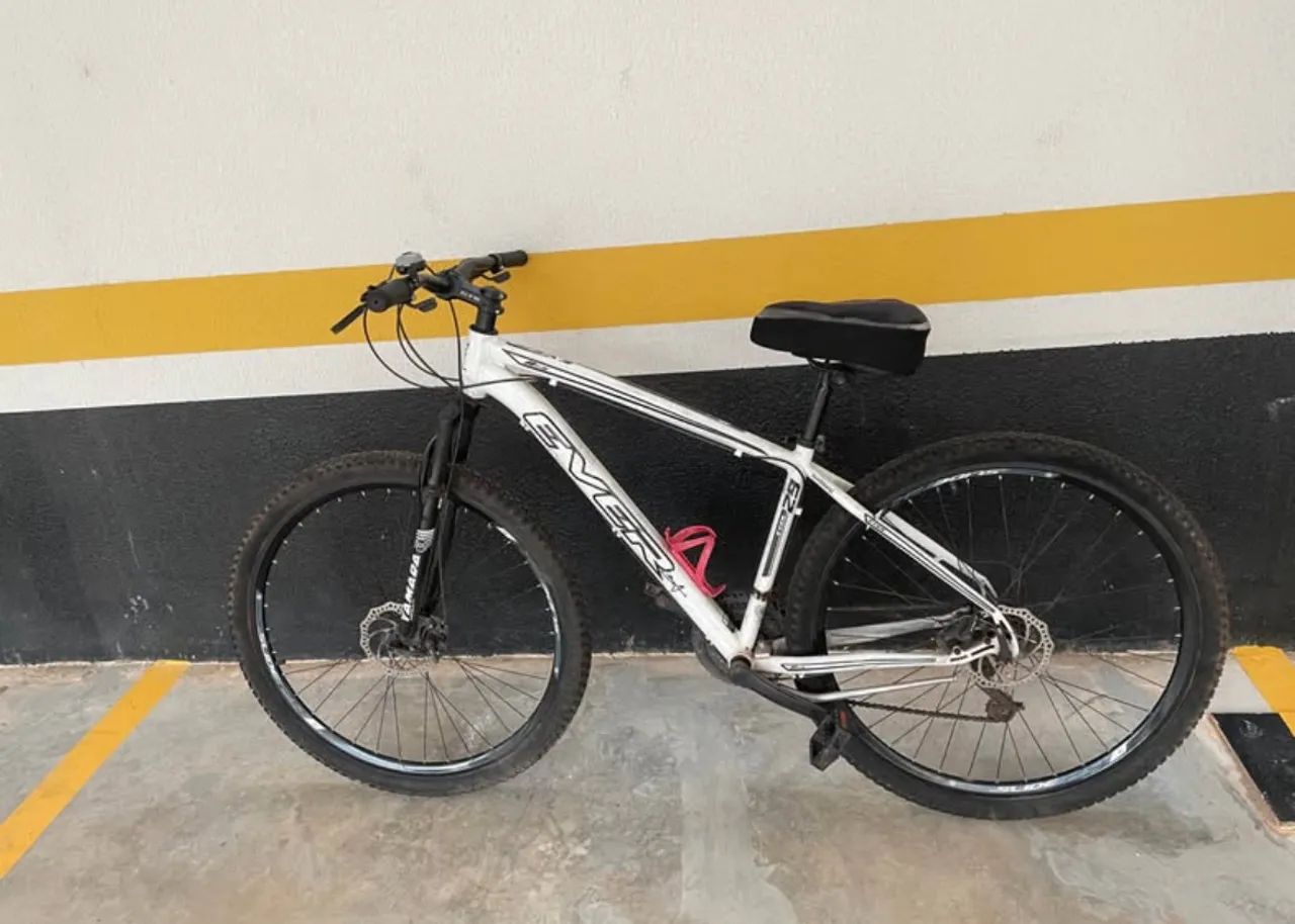 Bicicleta 21 marchas e transbike - Foto 3