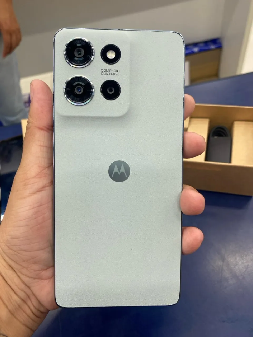 Vendo moto g 75