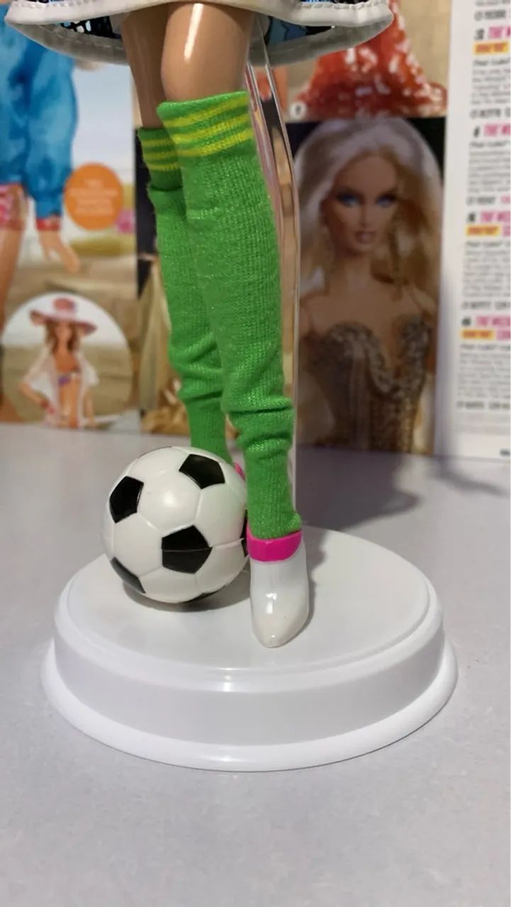 barbie collector romero britto / model muse - Foto 4