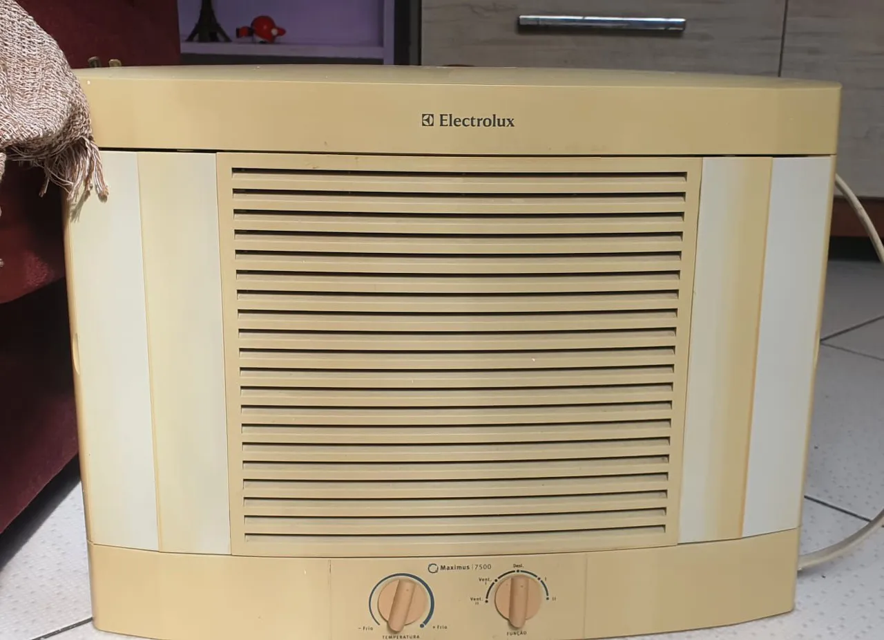 Ar Condicionado Electrolux Maximus 7500 BTUs