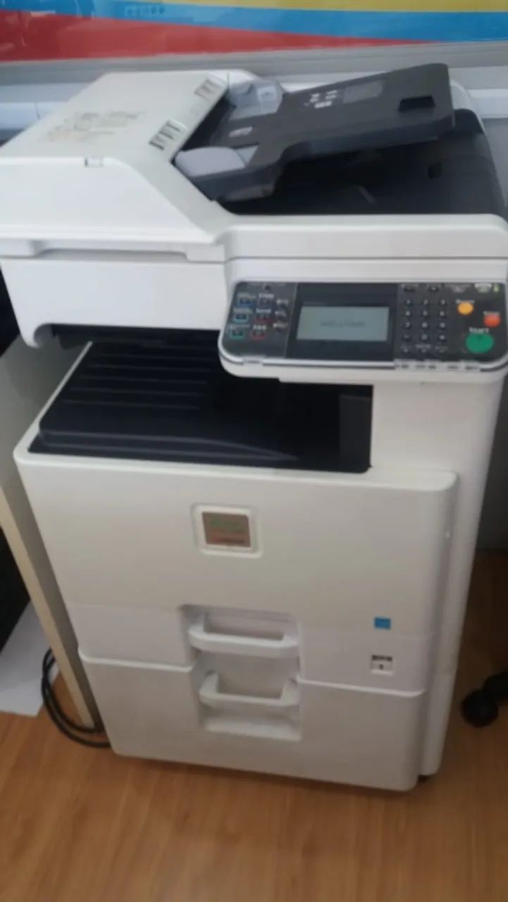 Impressora Kyocera Ecosys FS C8520 MFP